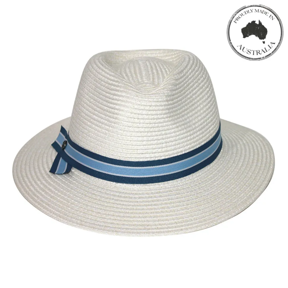 canopy_bay_by_deborah_hut_4-10.webp Canopy Bay by Deborah Hutton - Hat Flexibraid - Paros Trilby - Ivory