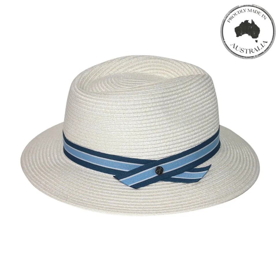 canopy_bay_by_deborah_hut_6-2.webp Canopy Bay by Deborah Hutton - Hat Flexibraid - Paros Trilby - Ivory
