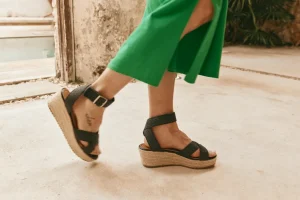 Eb & Ive - Halcyon Wedge - Sable