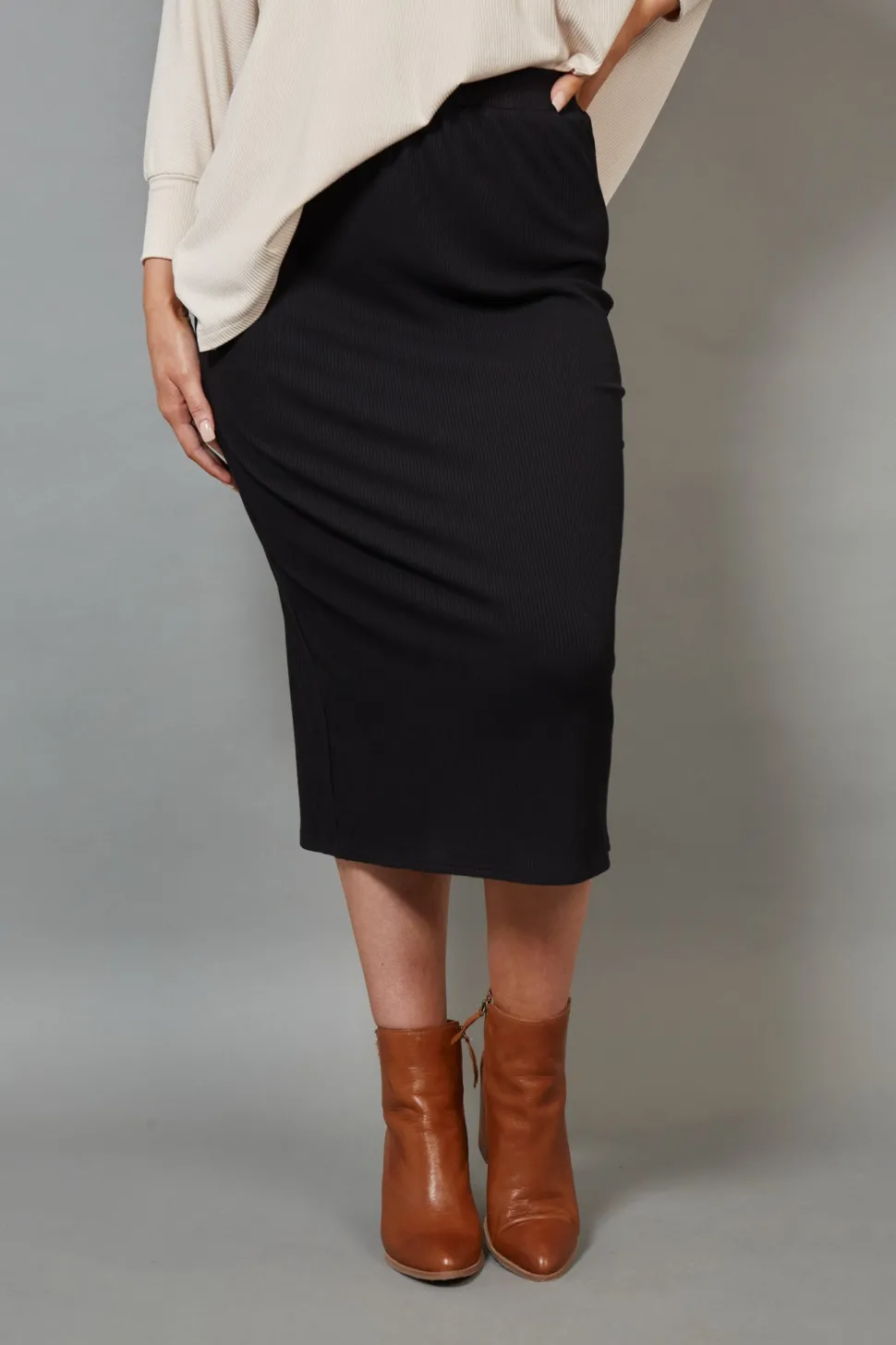 eb__ive__studio_jersey_sk_1.webp Eb & Ive - Studio Jersey Skirt - Ebony Black FINAL SALE