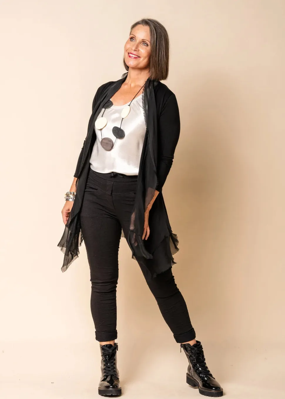 imagine__black_lina_silk__0.webp Imagine - Black Lina Silk Jacket 10MM2711
