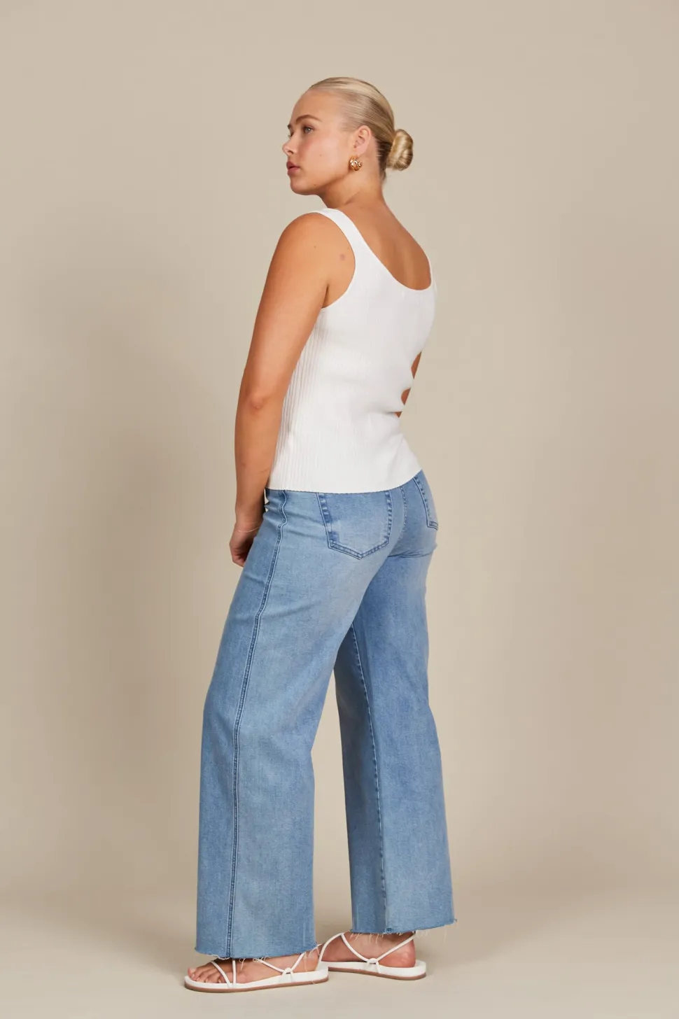 isle_of_mine__adele_tank__14.webp Isle of Mine - Adele Tank Top - Lotus