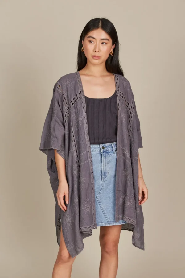 Isle of Mine - Fleur Cape - Graphite