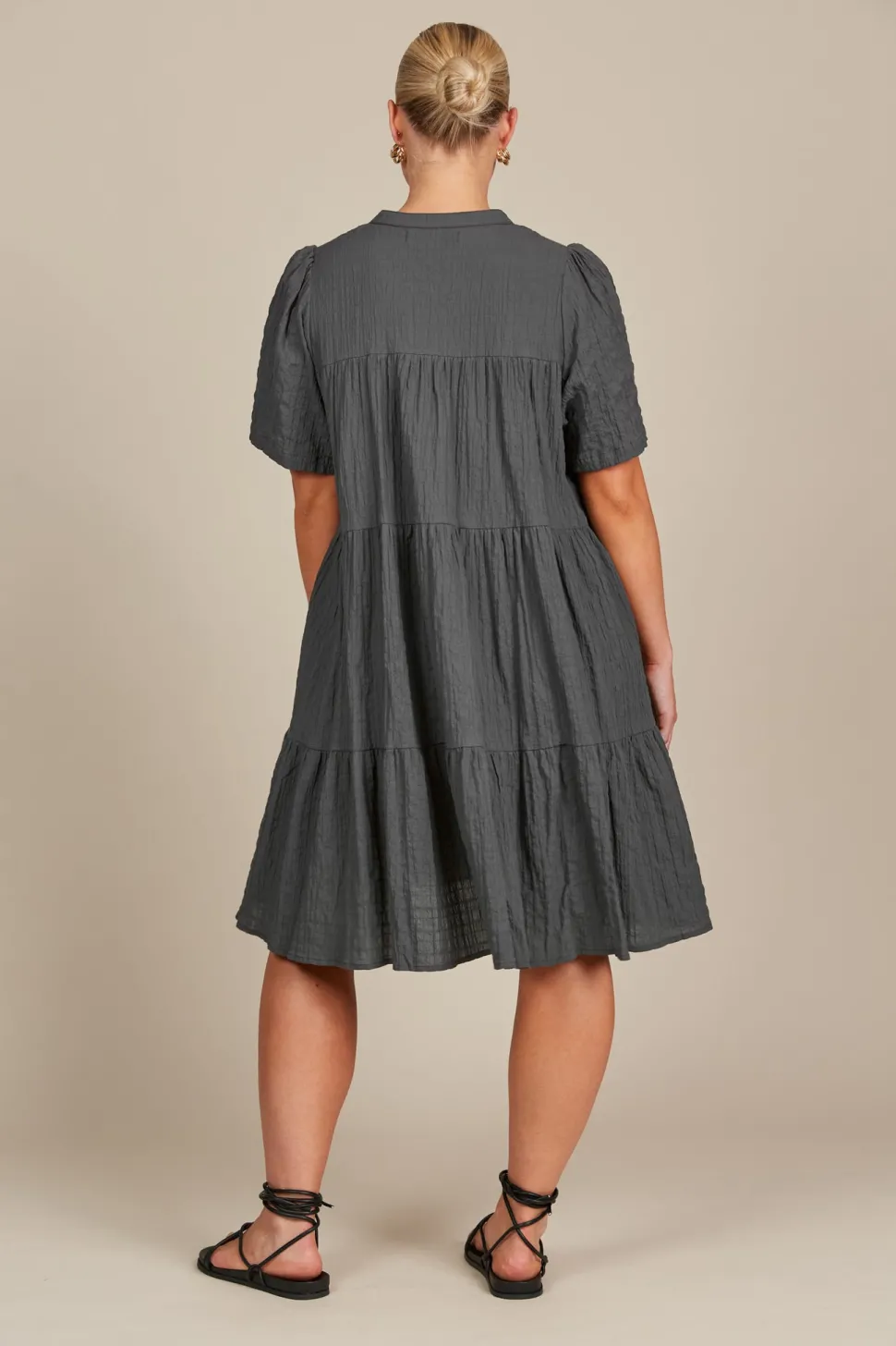 isle_of_mine__fleur_dress_5.webp Isle of Mine - Fleur Dress - Graphite