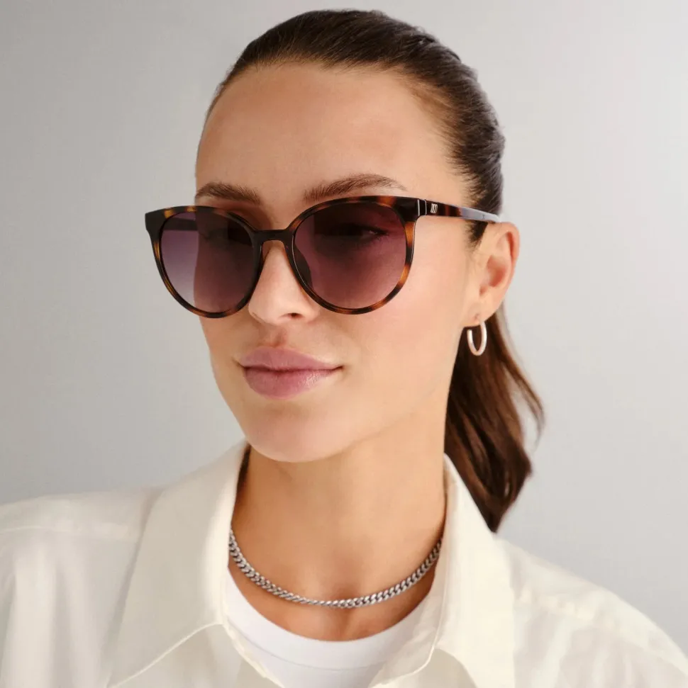 le_specs_sunglasses__arma_0.webp Le Specs Sunglasses - Armada - Tort 1902004