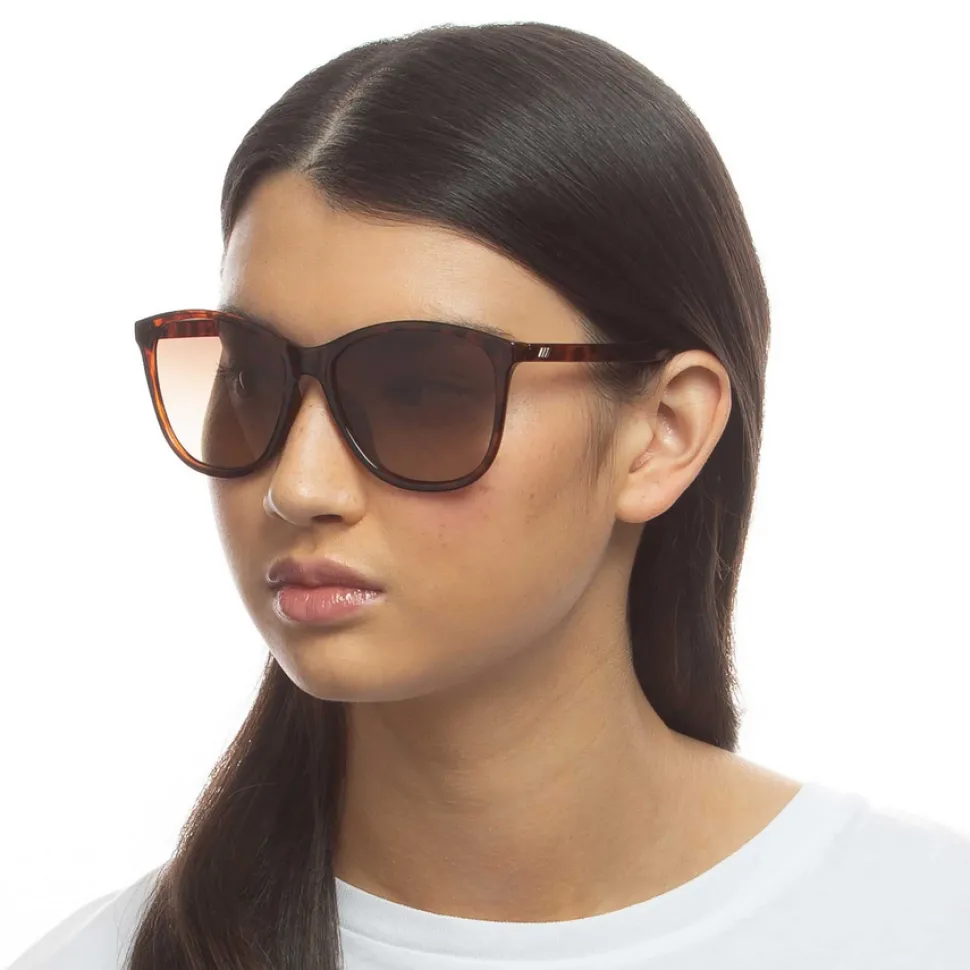le_specs_sunglasses__enti_2.webp Le Specs Sunglasses - Entitlement - Tort 2202457