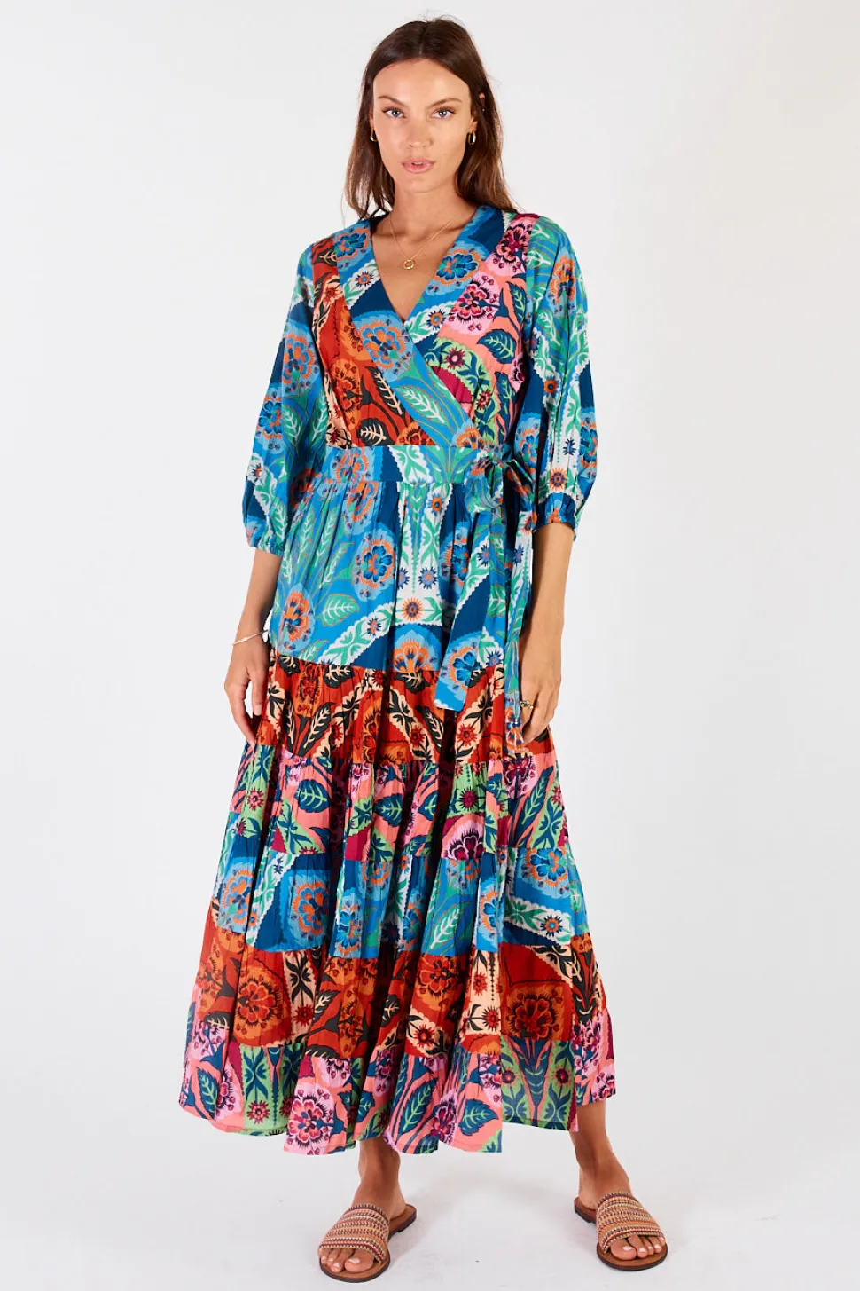 lula_soul__poetta_wrap_mi_1.webp Lula Soul - Poetta Wrap Midi Dress - Multi