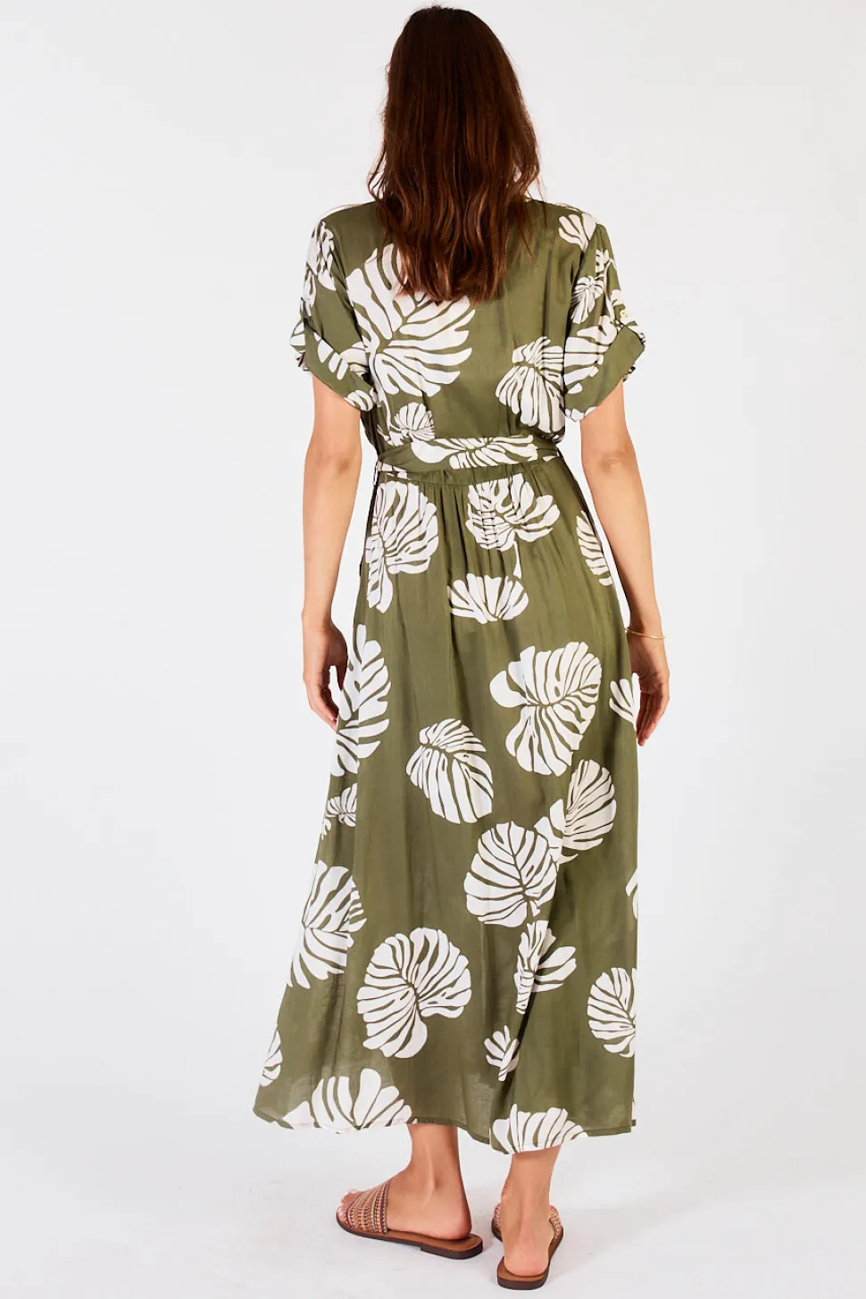 lula_soul__positano_midi__1.webp Lula Soul - Positano Midi Dress - Olive