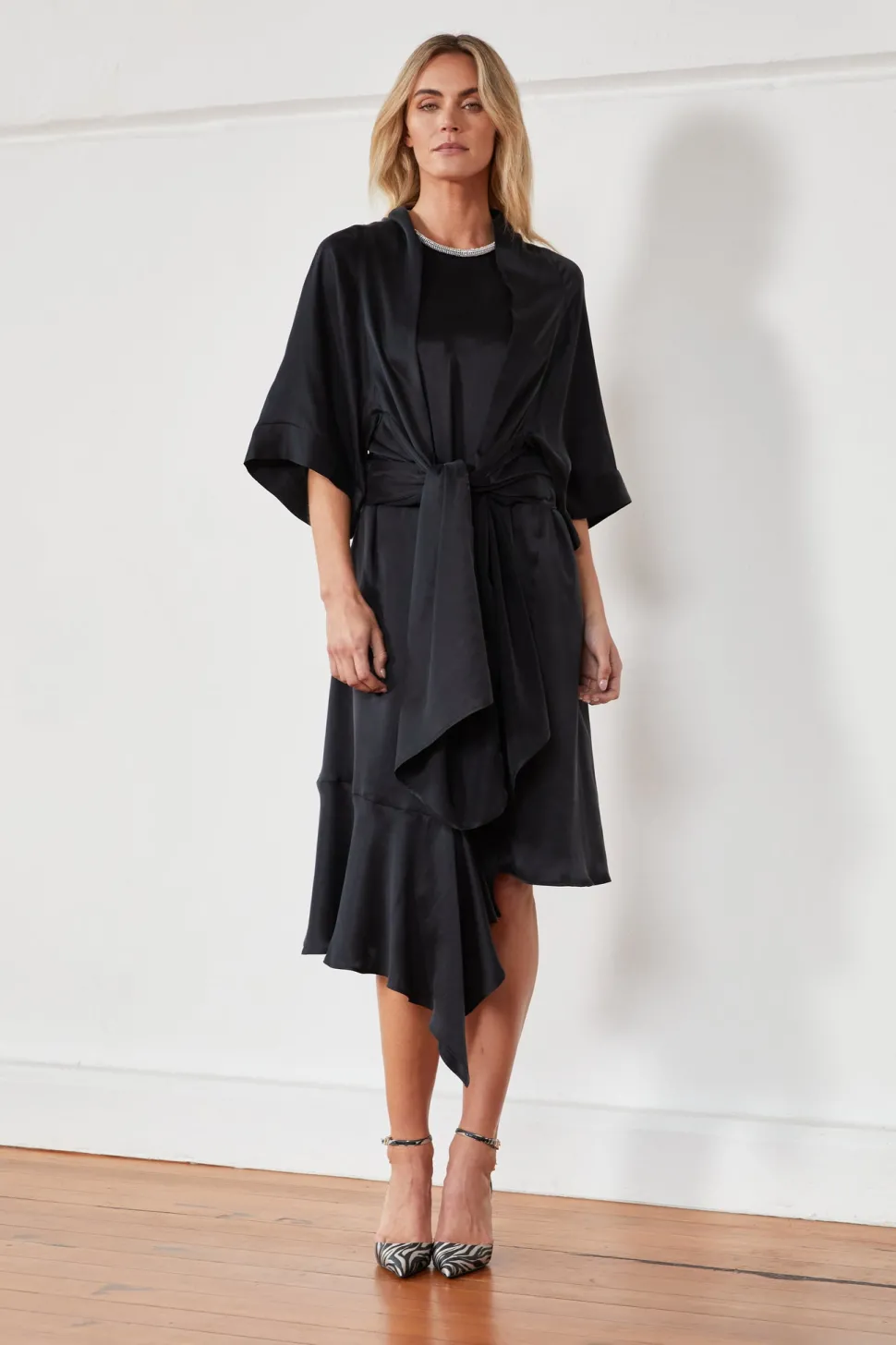 ma_dainty__ginori__kimono_2.webp MA Dainty - GINORI - Kimono - BLACK DTY01560 FINAL SALE
