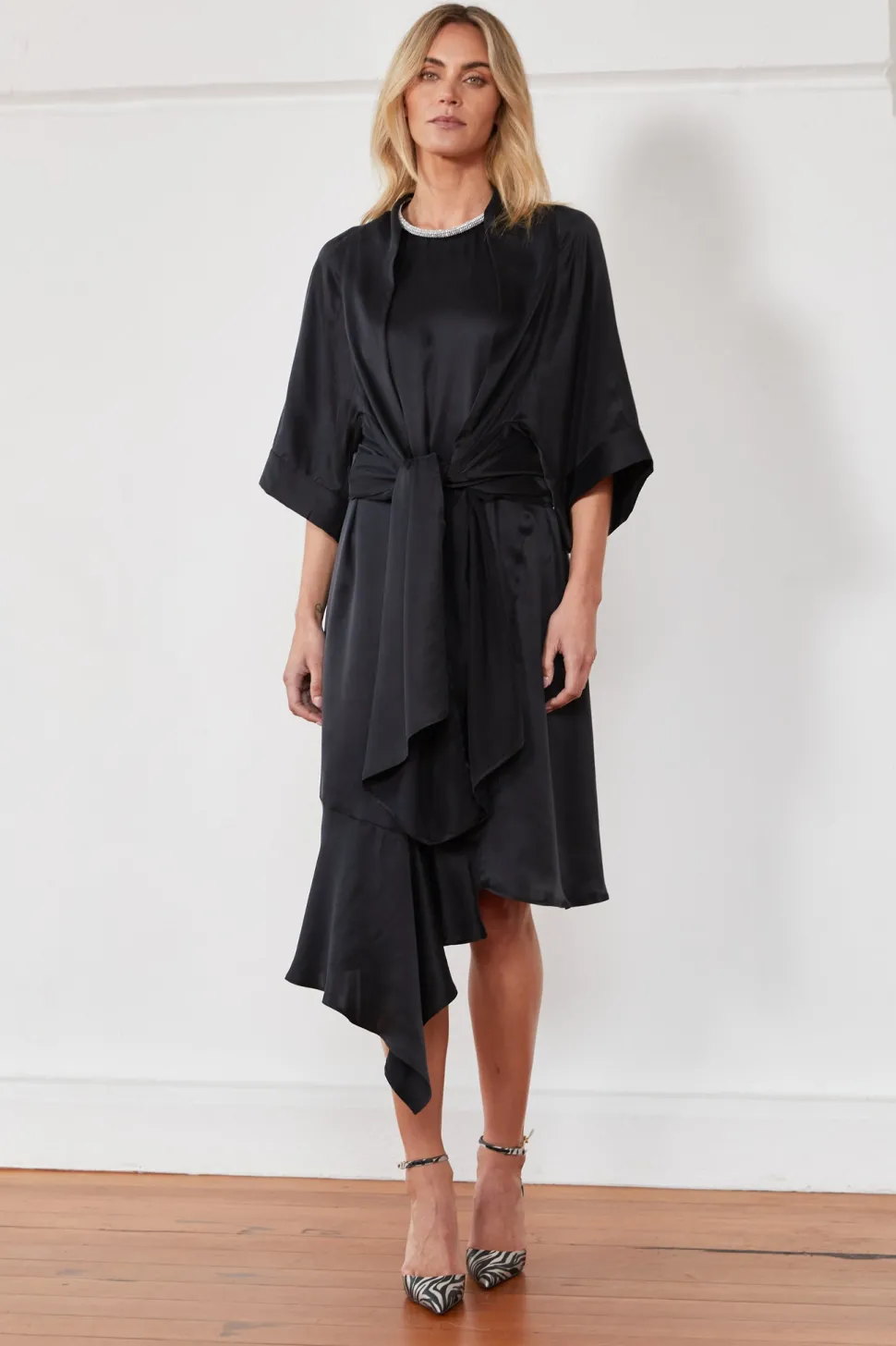 ma_dainty__ginori__kimono_3.webp MA Dainty - GINORI - Kimono - BLACK DTY01560 FINAL SALE