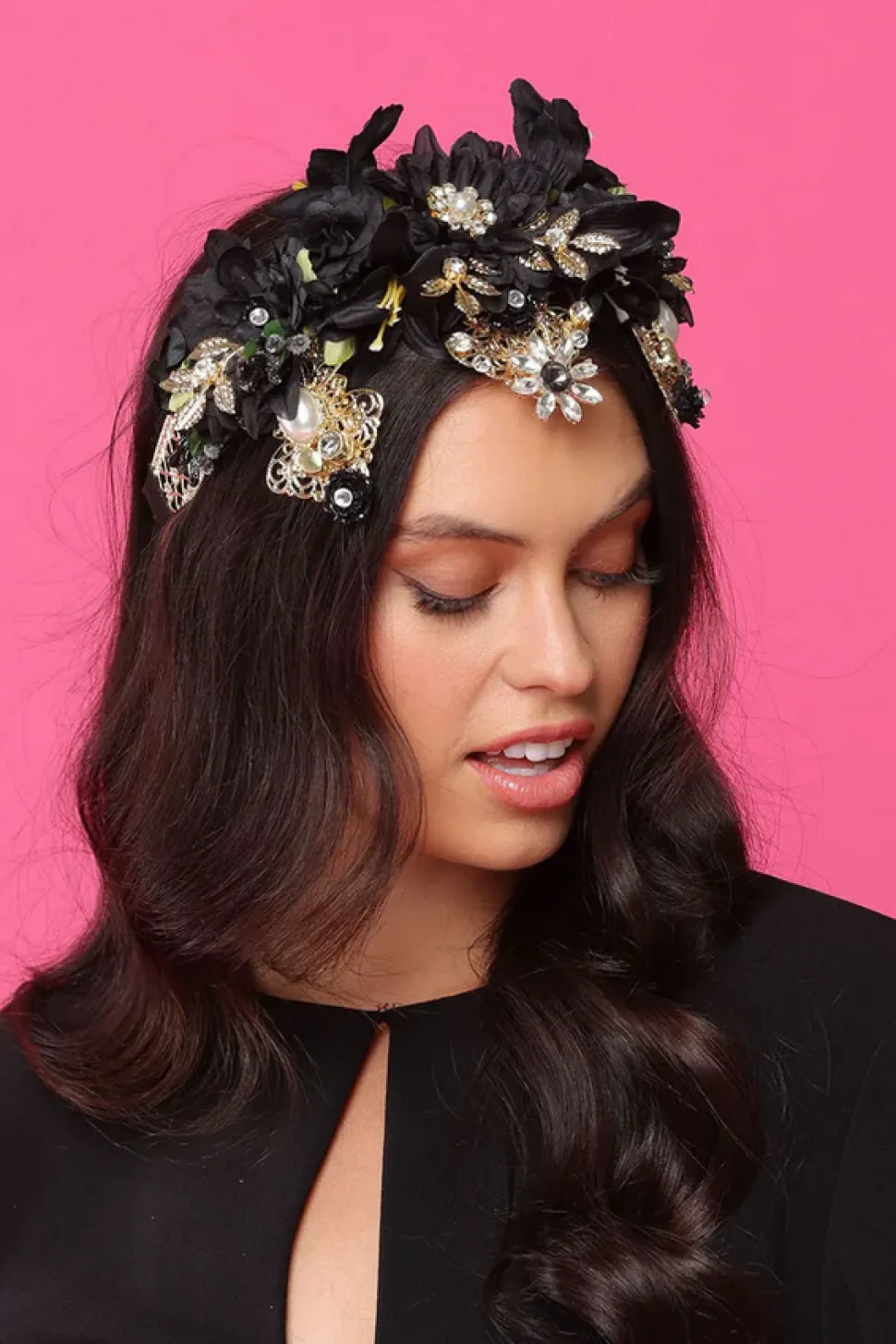 morgan__taylor__black_vio_0.webp Morgan & Taylor - Black Violet Headpiece