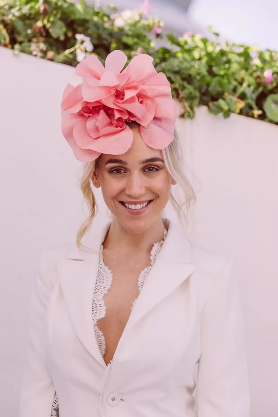 morgan__taylor__coral_cin_0.webp Morgan & Taylor - Coral Cindy Fascinator FS400