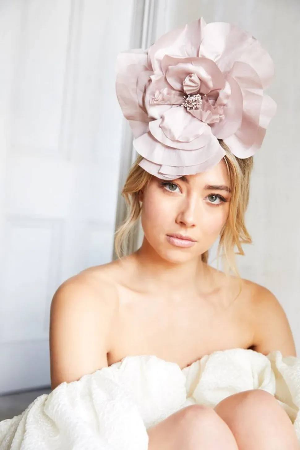 morgan__taylor__nude_cind_0.webp Morgan & Taylor - Nude Cindy Fascinator FS400