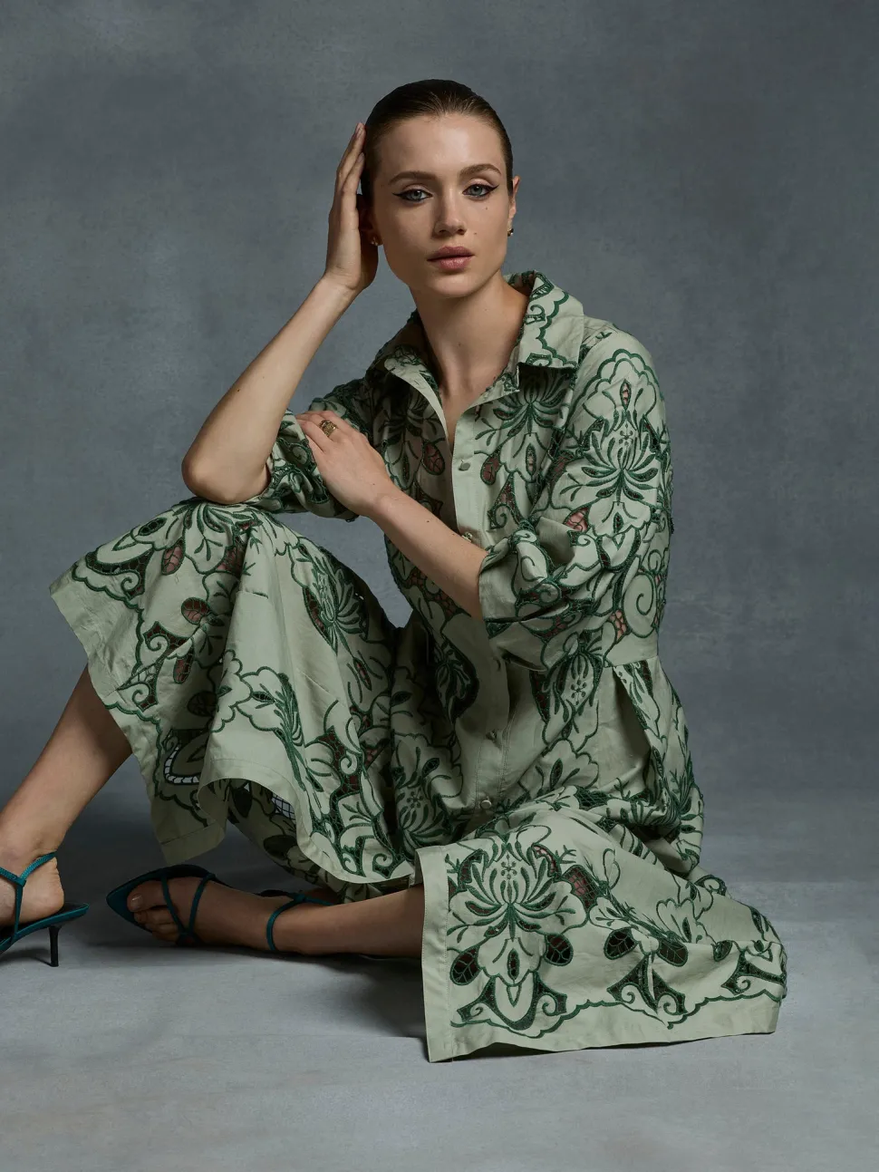 moss__spy__gemma_shirt_dr_1.webp Moss & Spy - Gemma Shirt Dress - Leaf Green