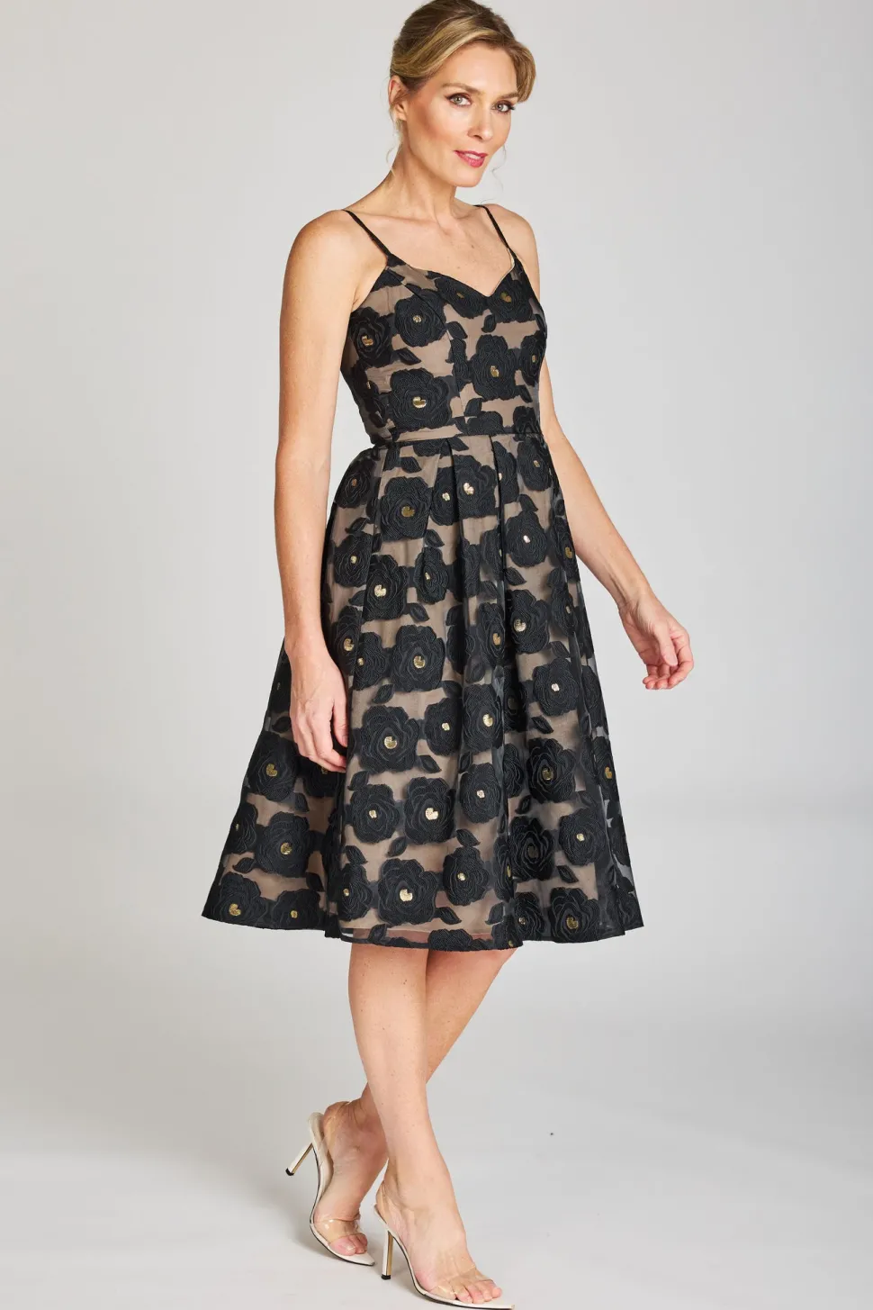 romance__selena_midi_dres_1.webp Romance - Selena Midi Dress - Black